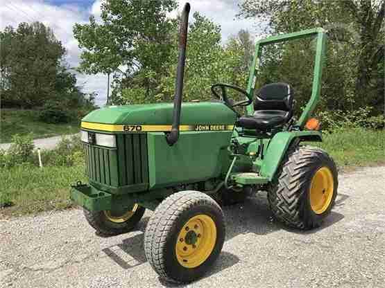 John Deere 670, 970, 1070 Compact Utility Tractors Technical Manual