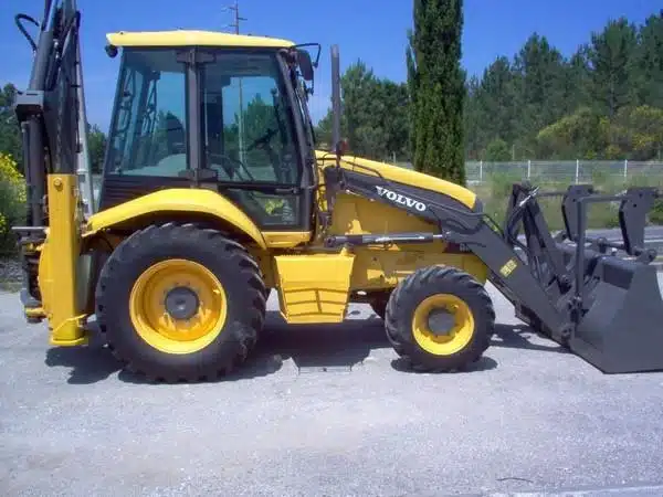 Volvo Bl61b Backhoe Loader