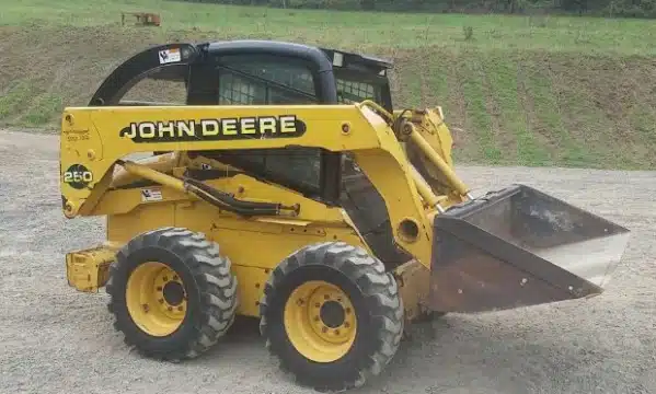 John Deere 240 250 Skid Steer Fuel injection system Repair Manual JOHN DEERE 240 250 SKID STEER LOADER Service Repair Manual