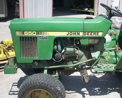 JOHN DEERE 650 750 TRACTOR Service Repair Manual JOHN DEERE 650 750 TRACTOR Service Repair Manual