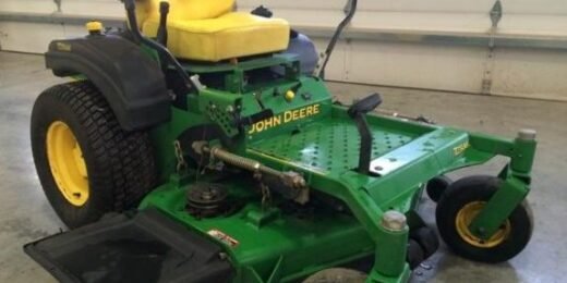 TM2043-JOHN DEERE MINI-FRAME Z-TRAK 717 727 MOWER