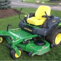 John Deere Mid-Mount Z-Trak 737 & 757 Operators Manual