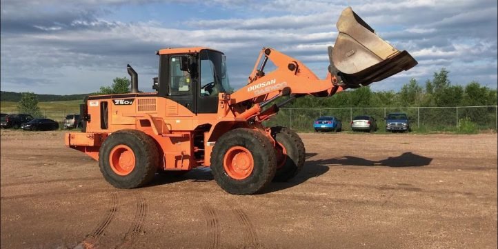 Daewoo Doosan mega 250 v wheel loader operation and maintenance manual
