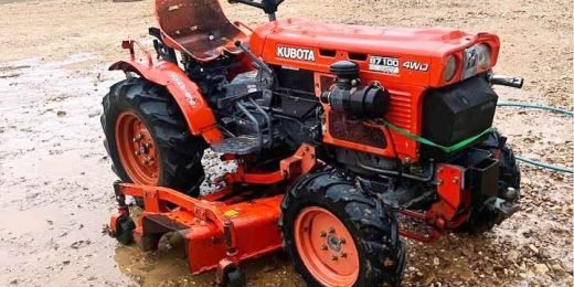 Kubota b7100 hst d old type tractor parts catalogue manual