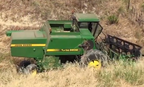 John Deere 6602 Combine Operator Manual PDF Download OMH95658