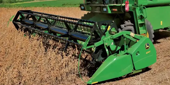 John Deere 600 Series F (Flex) & R (Rigid) Cutting Platforms