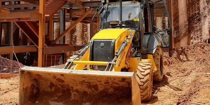 New Holland B95C Series Operator Maintenance Manual