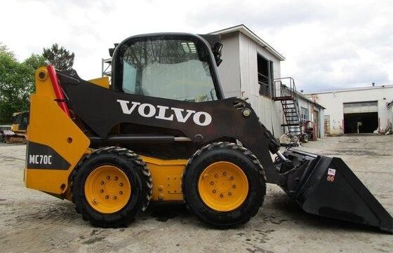 Volvo MC105C, MCT70C Skid Steer Loader Repair Manual