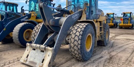 John Deere 4WD 624K Wheel Loader Operation and Test Manual