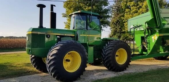 John Deere 8440, 8460 Tractor Repair Technical Manual (TM1199)