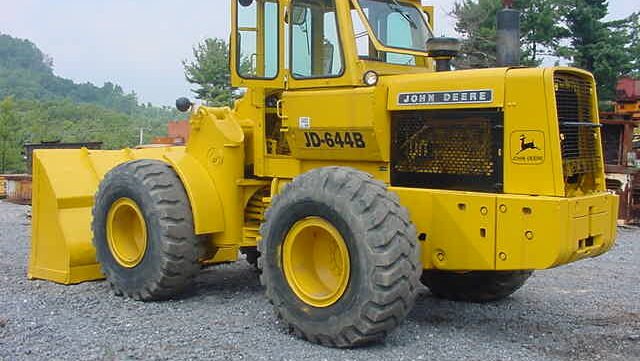 John Deere 644B and JD644B Wheel Loaders