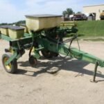 John Deere Max-Emerge 7000 Folding Planters Technical Manual TM1211